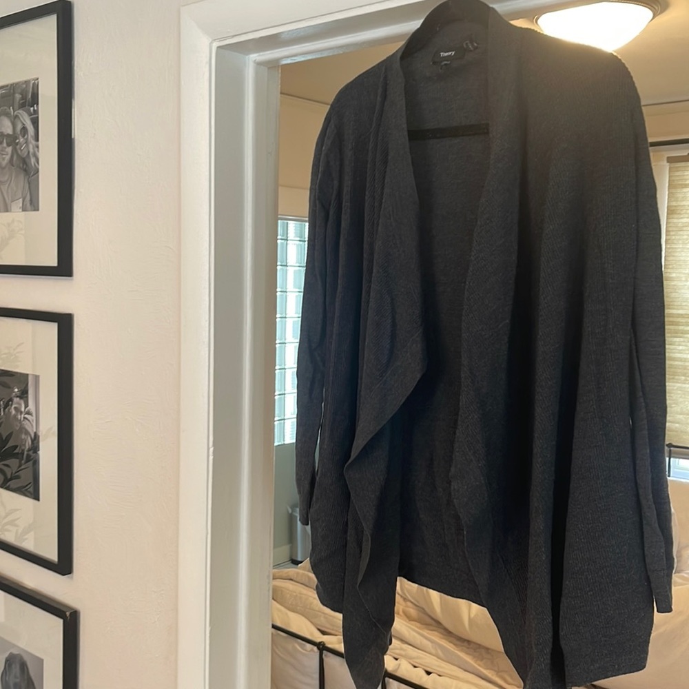 Theory 100% wool sweater